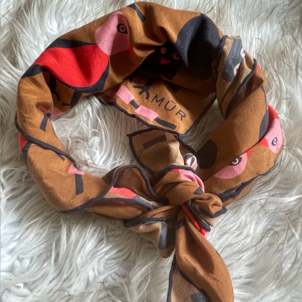 MŪR Scarve